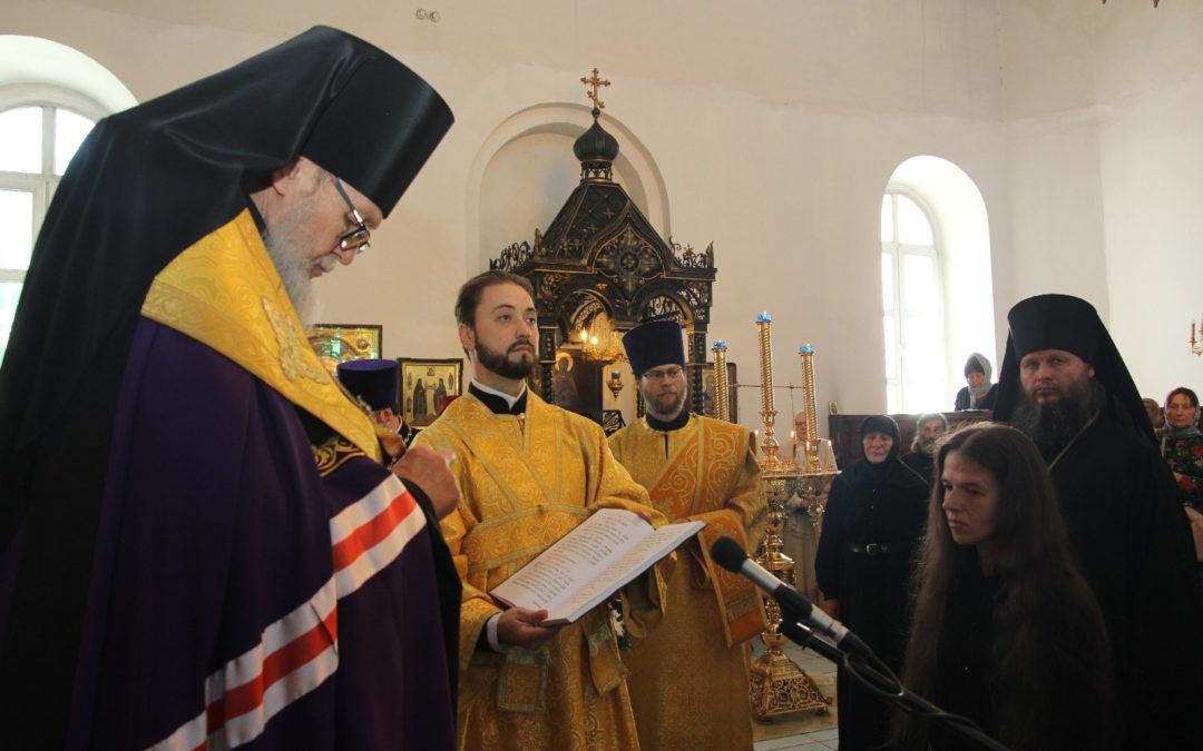 Архи­пас­тыр­ский визит в Никит­ский жен­ский монастырь